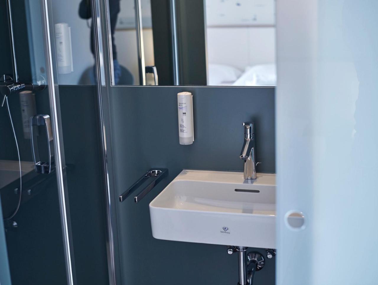 Radhotel Am Gleis Radolfzell am Bodensee Εξωτερικό φωτογραφία